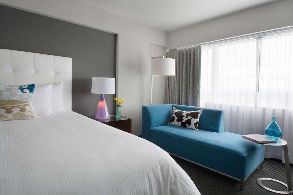 Hotel Murano Tacoma Oda fotoğraf A room at the Hotel Commonwealth