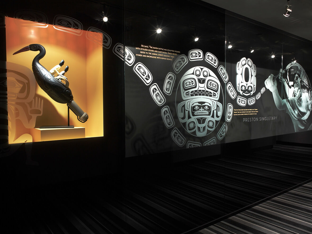 Hotel Murano Tacoma Dış mekan fotoğraf First Nations artwork at the Four Seasons Hotel Vancouver